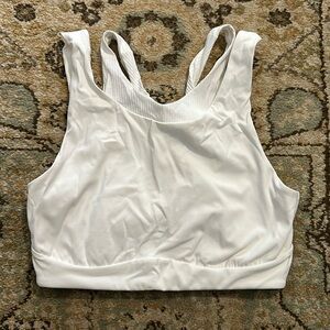 Iululemon sports bra
